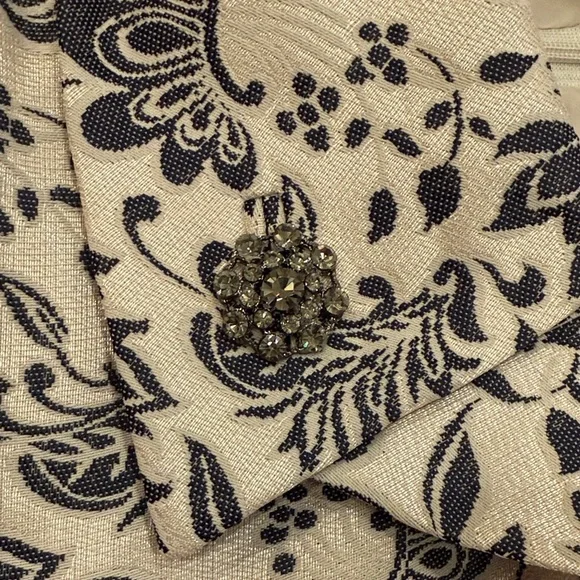 Tahari ASL Jacquard Envelope Neck & Brooch Sheath Dress - Picture 13 of 13